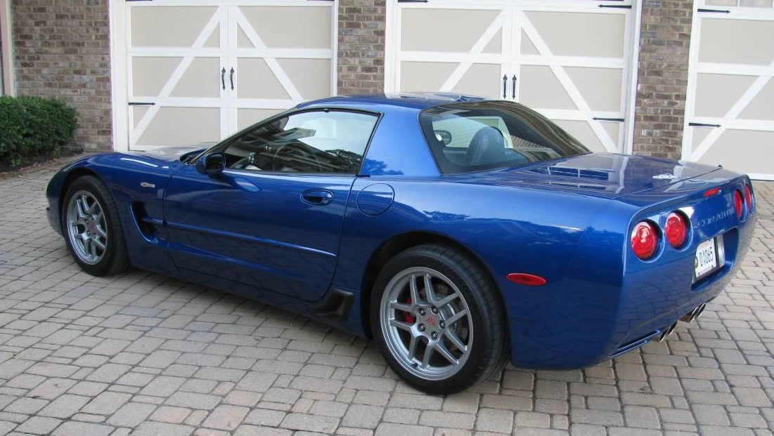 Click to Enlarge-Esc to Close Corvette Generations/C5/C5 2003 Blue modified Z06.webp